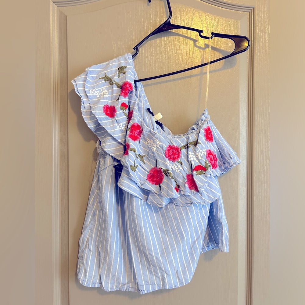 Women’s Top